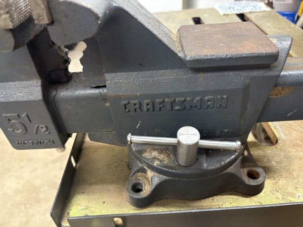 Swivel Base Handles, 1/2-13 Thread, with a 7/8" Diameter Nut - Image 5