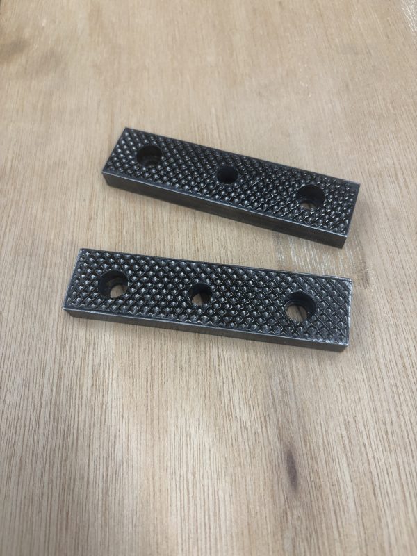 Reed 2C Serrated Jaws