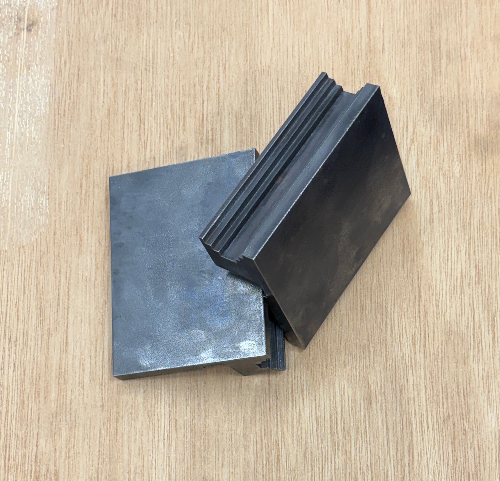 Universal 4" Wide Magnetic Pipe Jaw Covers - Image 2